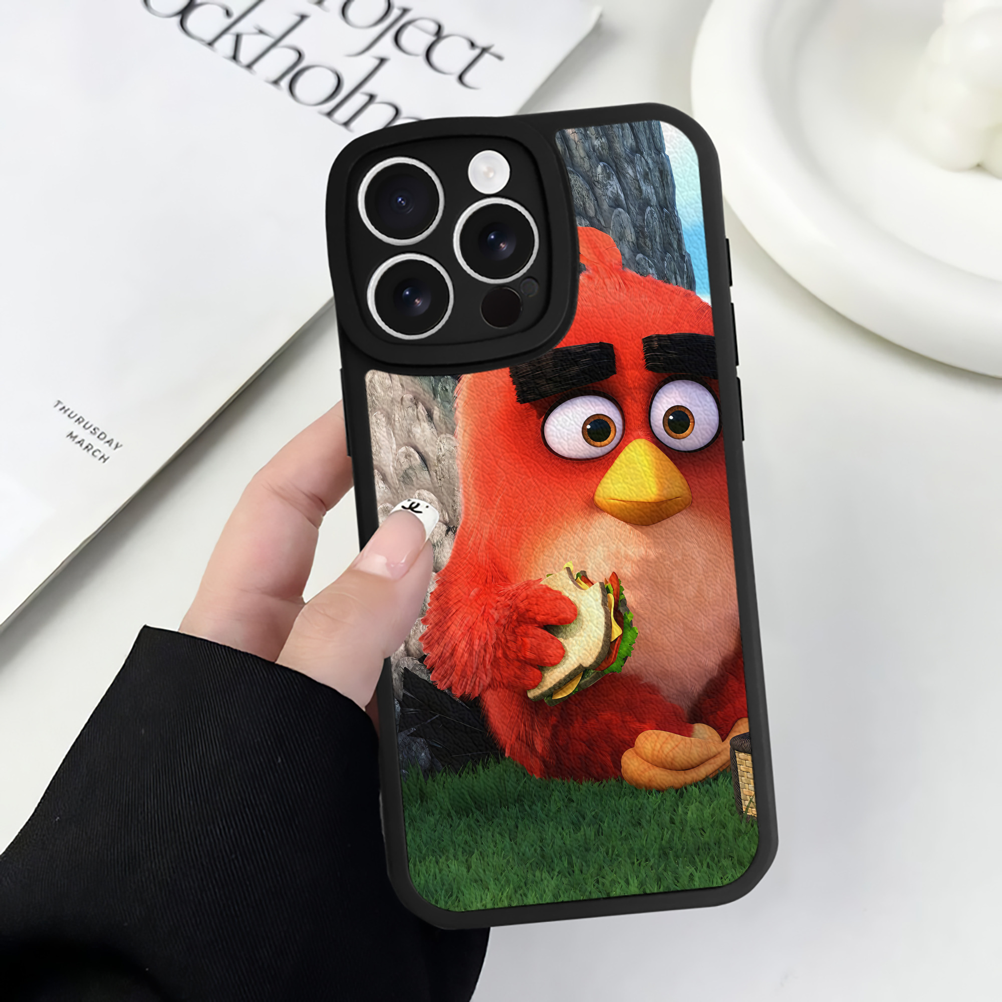 （画像用） Angry Birds アングリーバード 【iPhone 16シリーズ対応】シリコンスマホケース（レザー調） 材質：シリコン